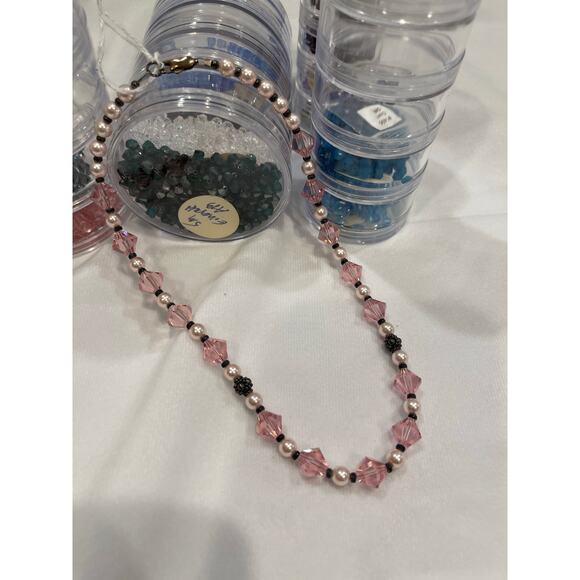 Rose Pink Austrian Crystals & Pearls 16” Necklace Matching Post earrings Set - Picture 6 of 11